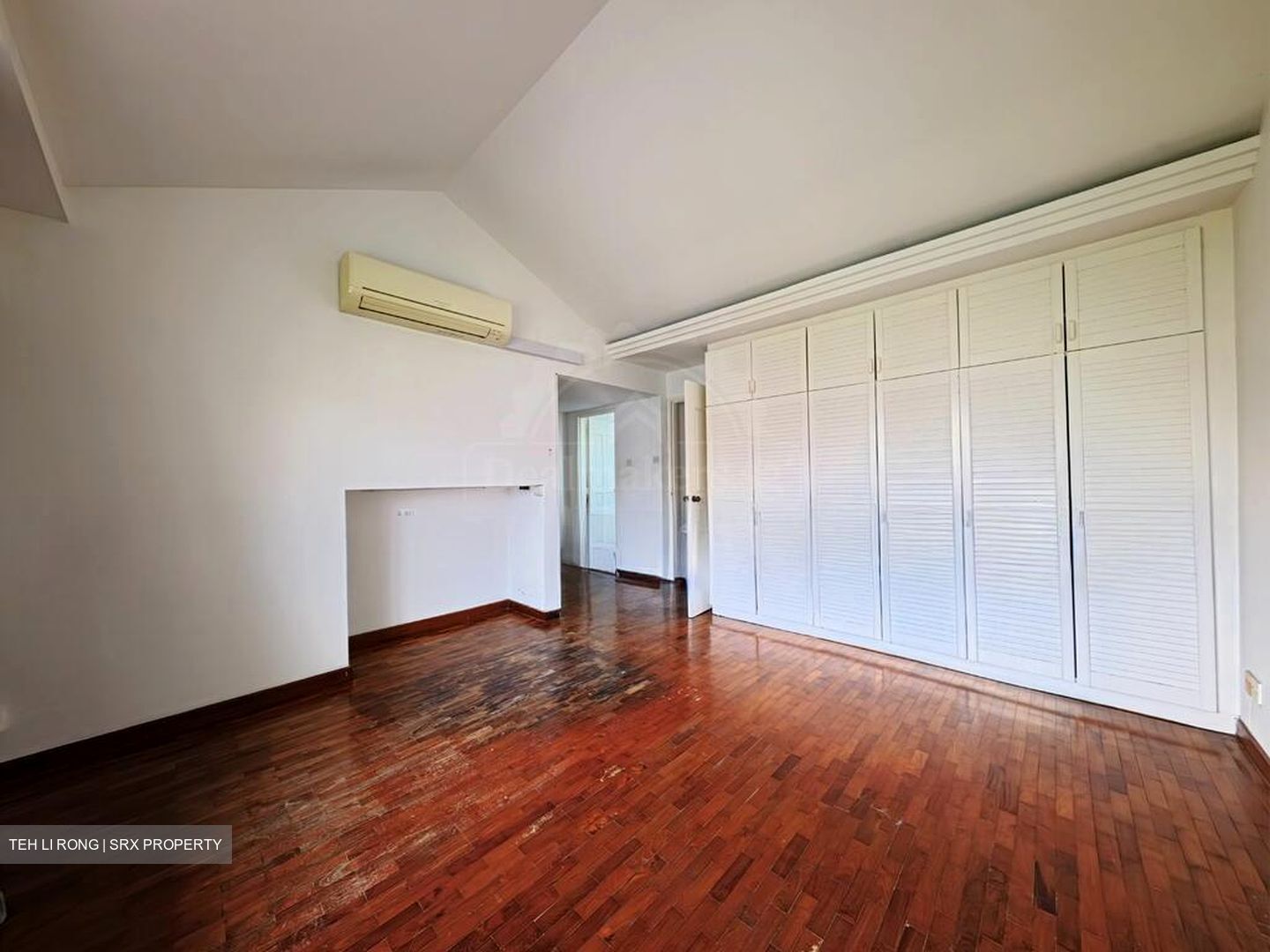 Jalan Kathi (D16), Terrace #521993831
